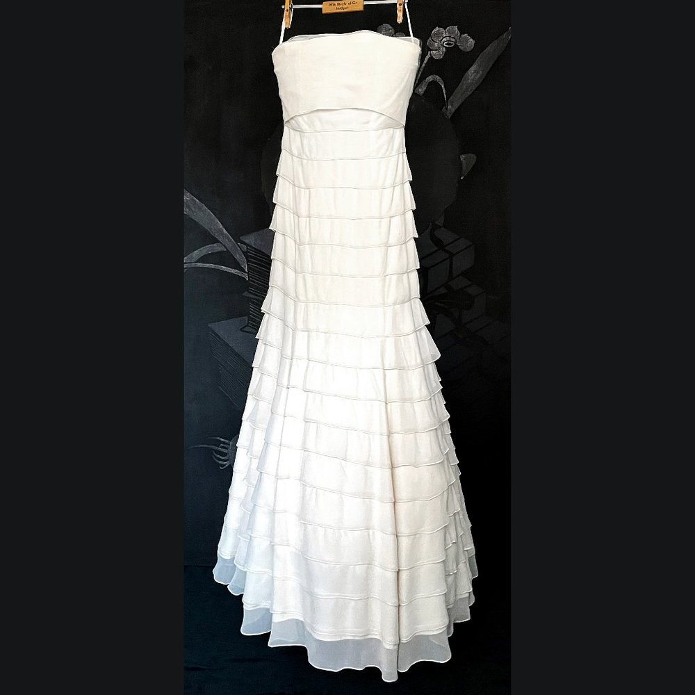 Morgane Le Fay Silk Off-White Strapless Tiered Gown. 100% silk. Size S.